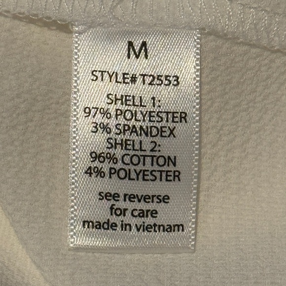 Active USA White Off-Shoulder Lace Sleeve Blouse – Size M – NWT - Picture 6 of 7